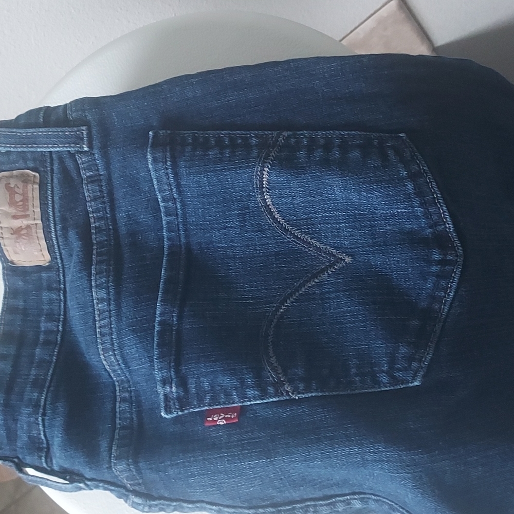 Levi's mid rise skinny jeans